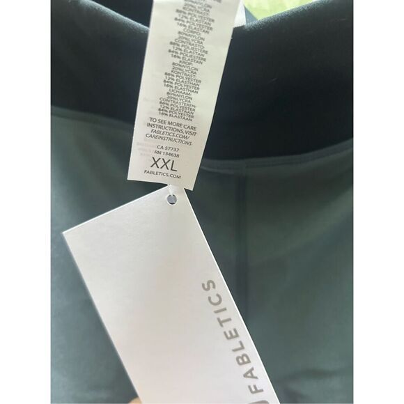 Fabletics Clarice Legging Evergreen Marsh Shimmer Colorblock - Picture 5 of 5